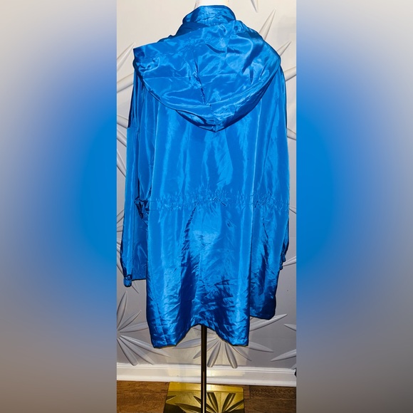 NWOT SHEIN SZ 3X royal blue windbreaker w/zip front, 2 front pockets/bust - Picture 2 of 8